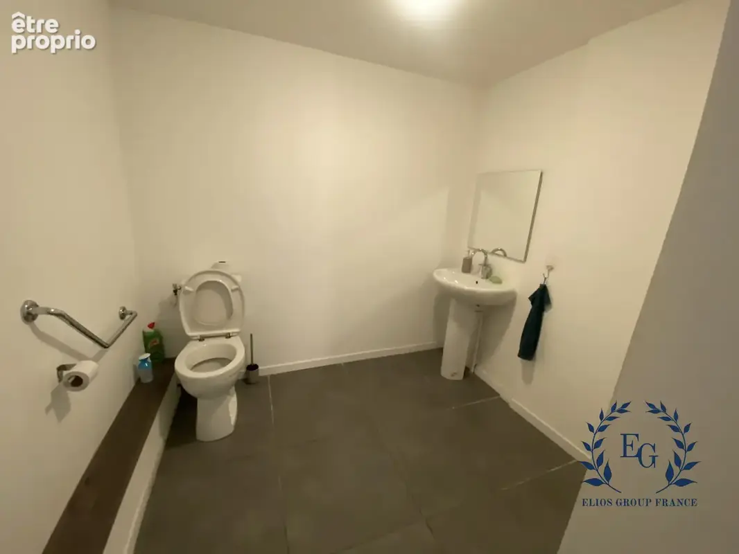 Commerce 138 m² à vendre à Brignoles (83170) - photo 4
