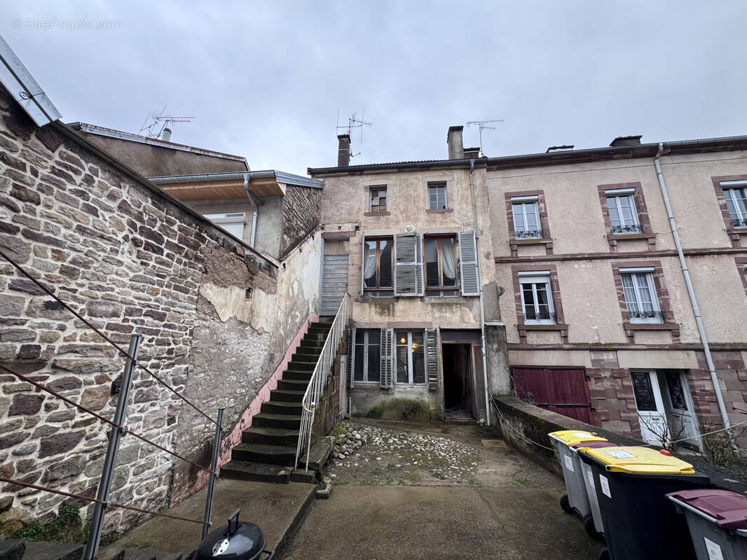 Appartement à LUXEUIL-LES-BAINS