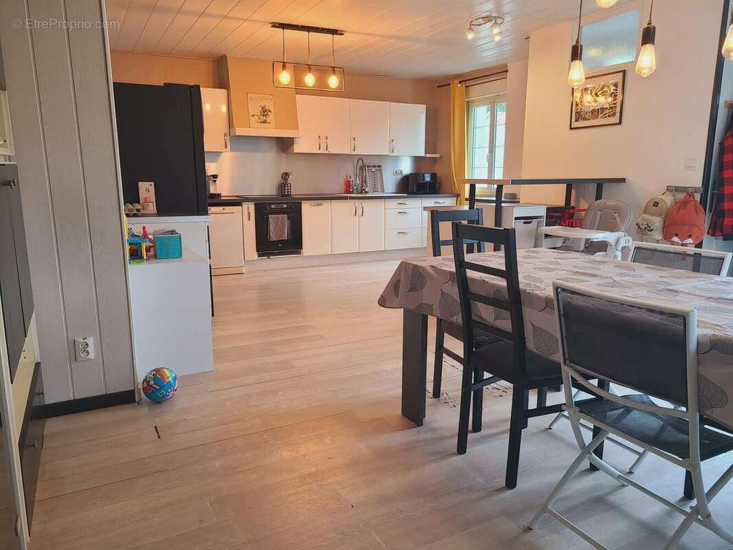 Photo 4 - Maison à SAINTE-GEMME-LA-PLAINE