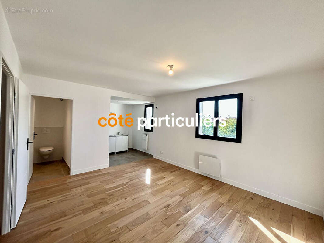 Maison à CHENNEVIERES-SUR-MARNE