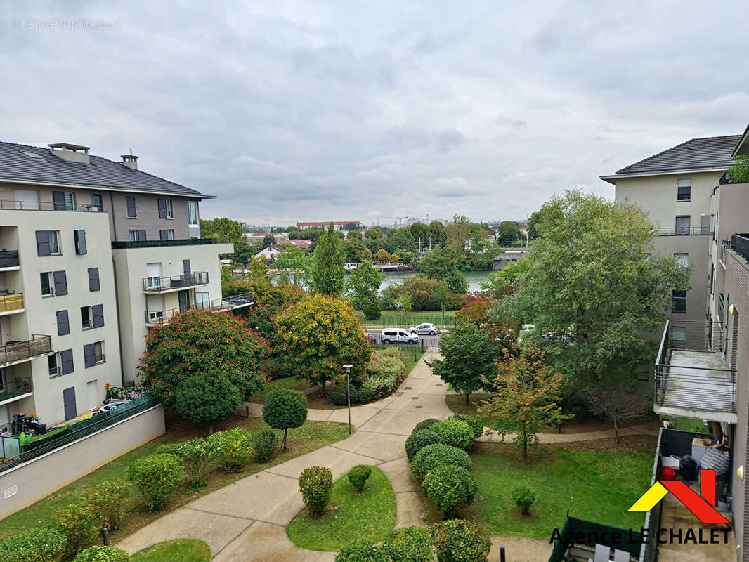 Appartement à VILLENEUVE-LE-ROI