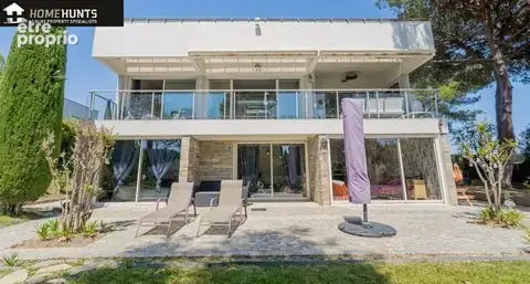 Maison 185 m² à Villeneuve-Loubet  - photo 2