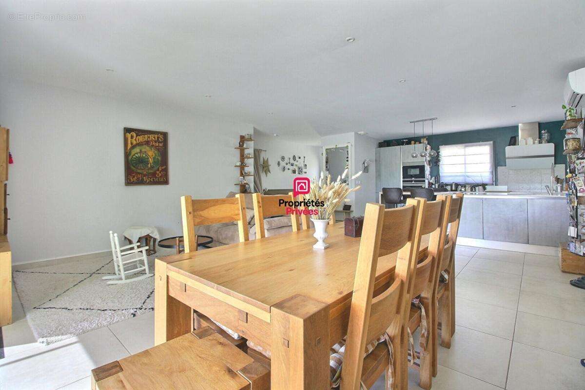 Maison 127 m² avec 4 chambres + piscine à Vacquières - photo 12
