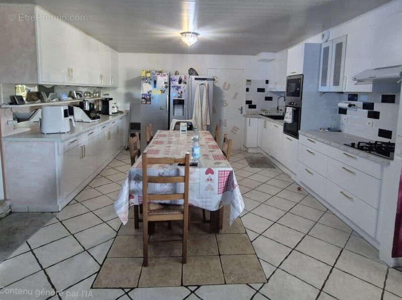 A Ordan-Larroque, Grange en pierre rénovée de 221m2 avec piscine - photo 7