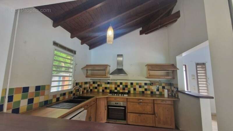 Maison à PETIT-BOURG