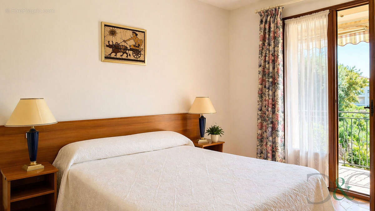 Appartement à BORMES-LES-MIMOSAS
