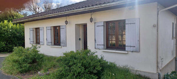 Maison à JONZAC