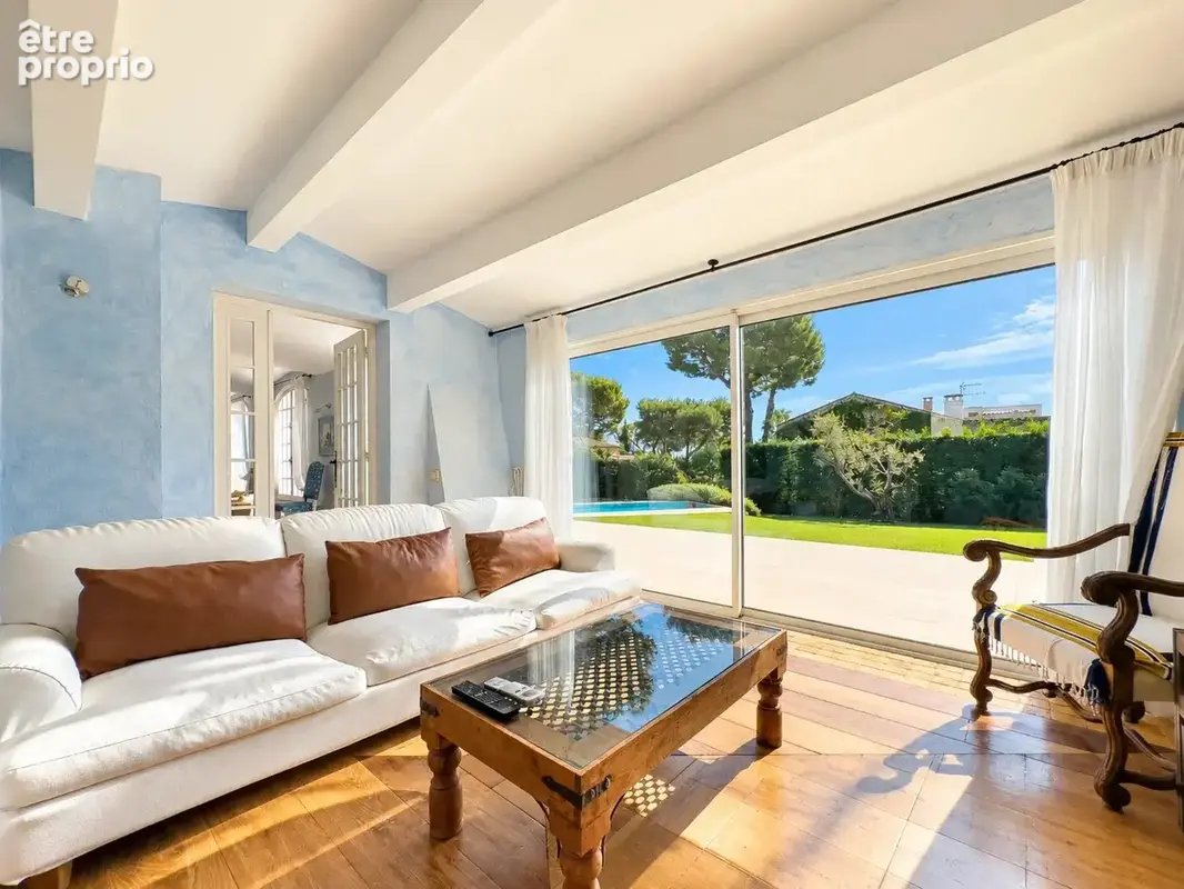 Spacieuse villa avec jardin plat et piscine - photo 19
