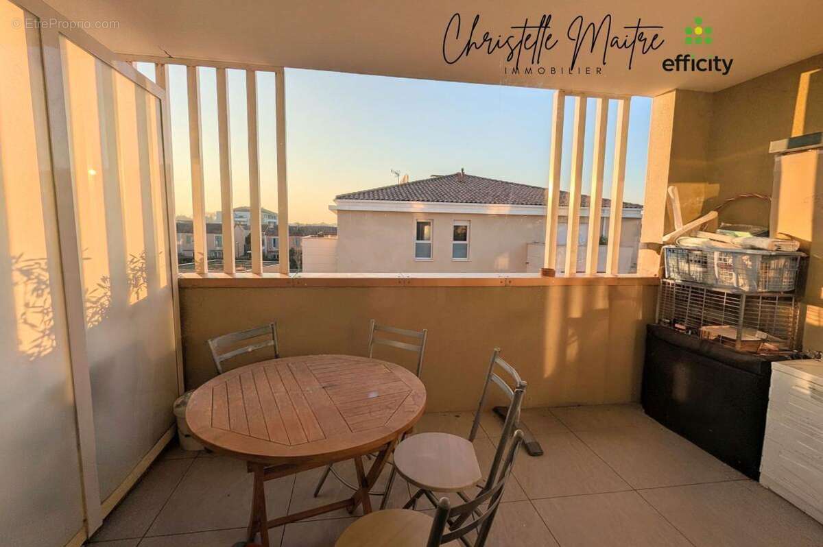 Appartement à SAINT-MARTIN-DE-CRAU
