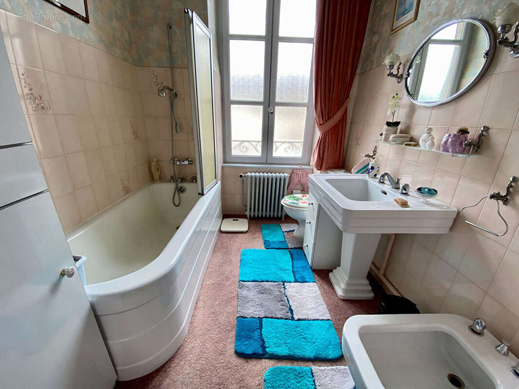 Maison à DOL-DE-BRETAGNE