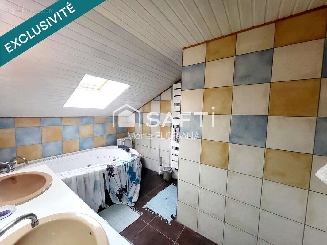 Photo 8 - Maison à LAVANCIA-EPERCY