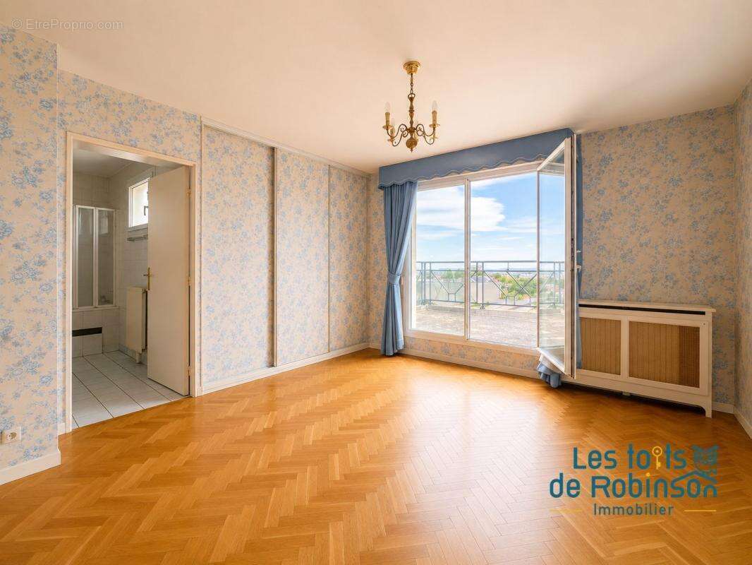 Appartement à CHATILLON