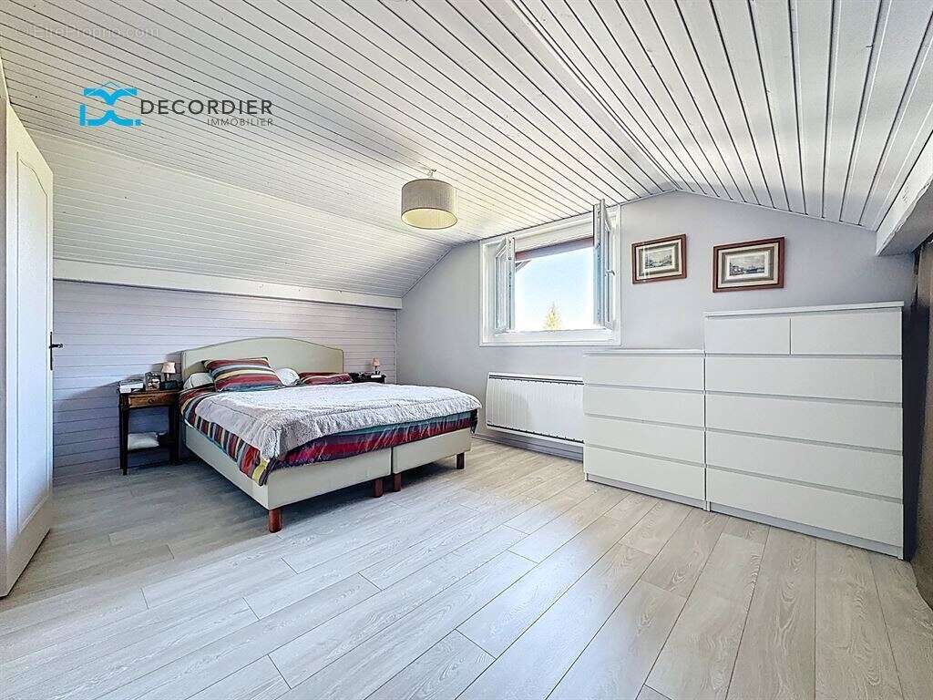 Maison à NEUVECELLE