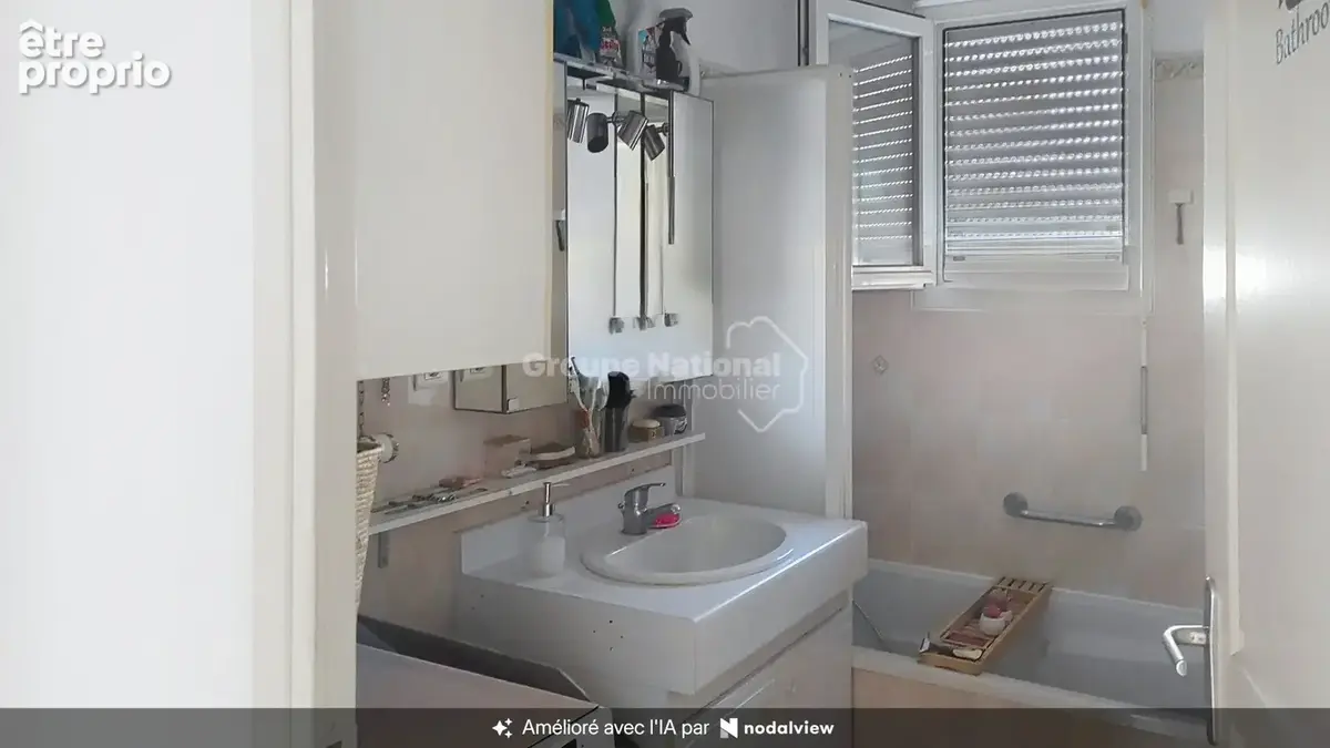 EXCLUSIVITE ORANGE CENTRE - Très bel appartement 71m2- type T3 - ascenseur et parking privatif - photo 4