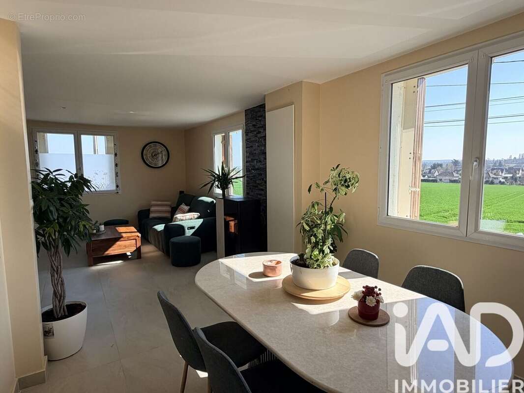 Photo 2 - Maison à GARANCIERES