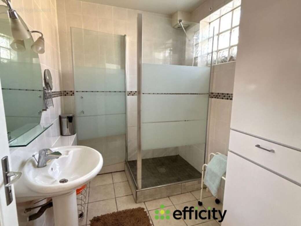 Maison à VILLEMOMBLE