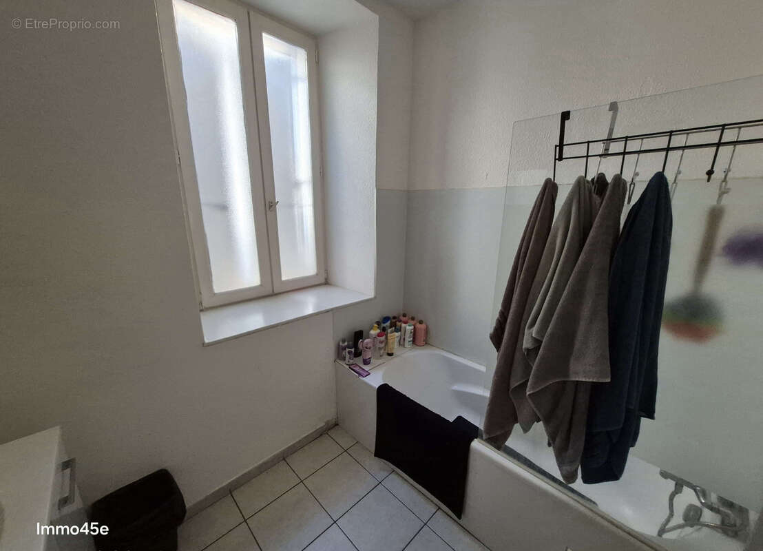 Appartement à TOURNON-SUR-RHONE