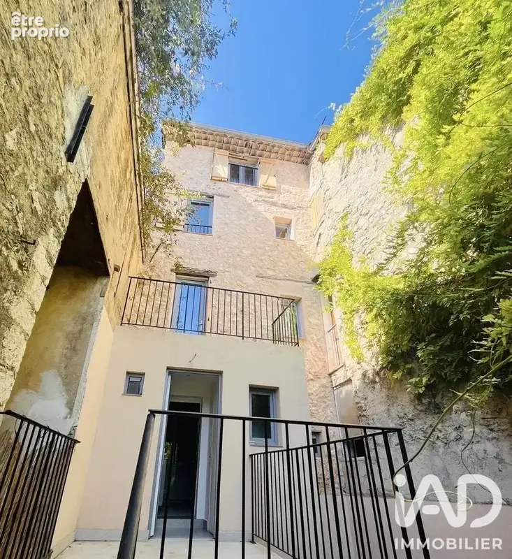 Photo 1 - Maison à CHATEAUNEUF-GRASSE