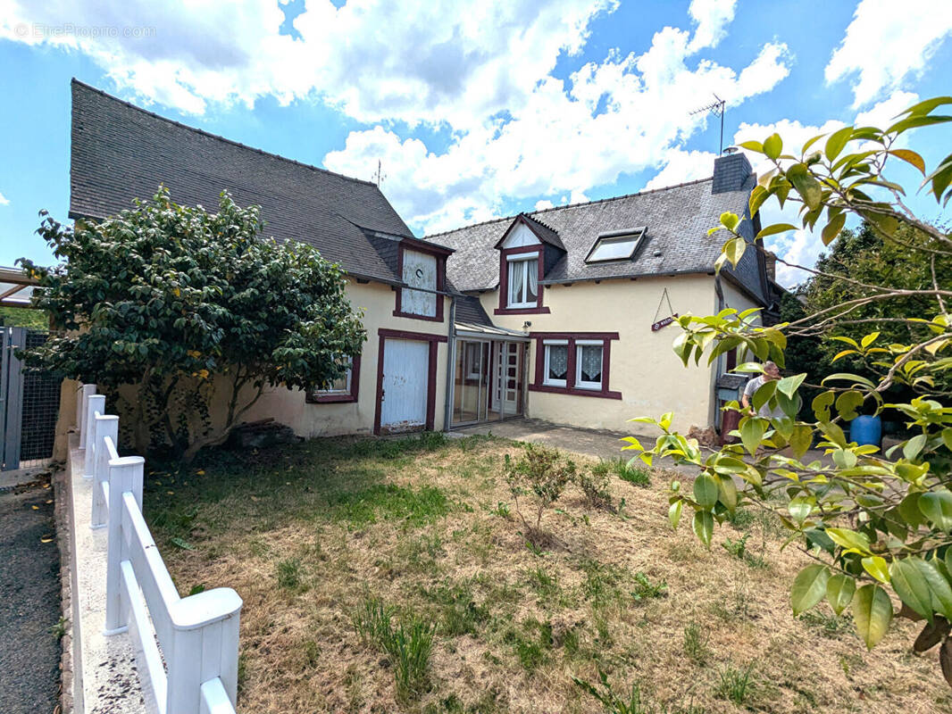Maison à PLUMIEUX