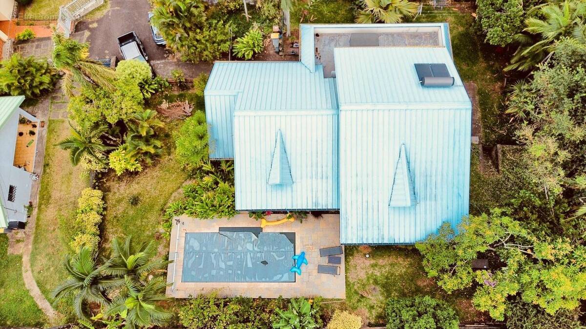 Photo 1 - Maison à SAINT-DENIS