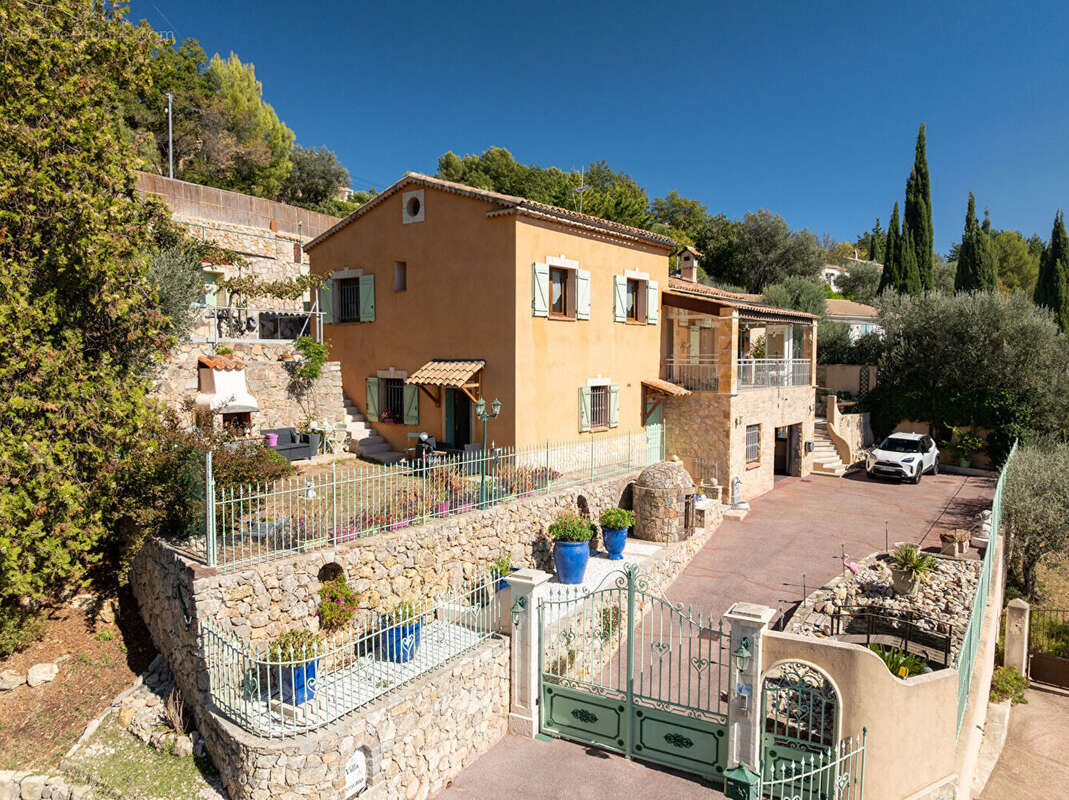 Maison à DRAGUIGNAN
