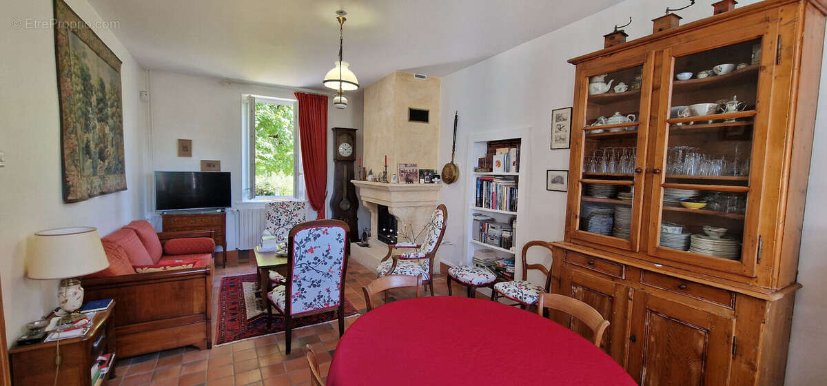 Maison à SERVILLY