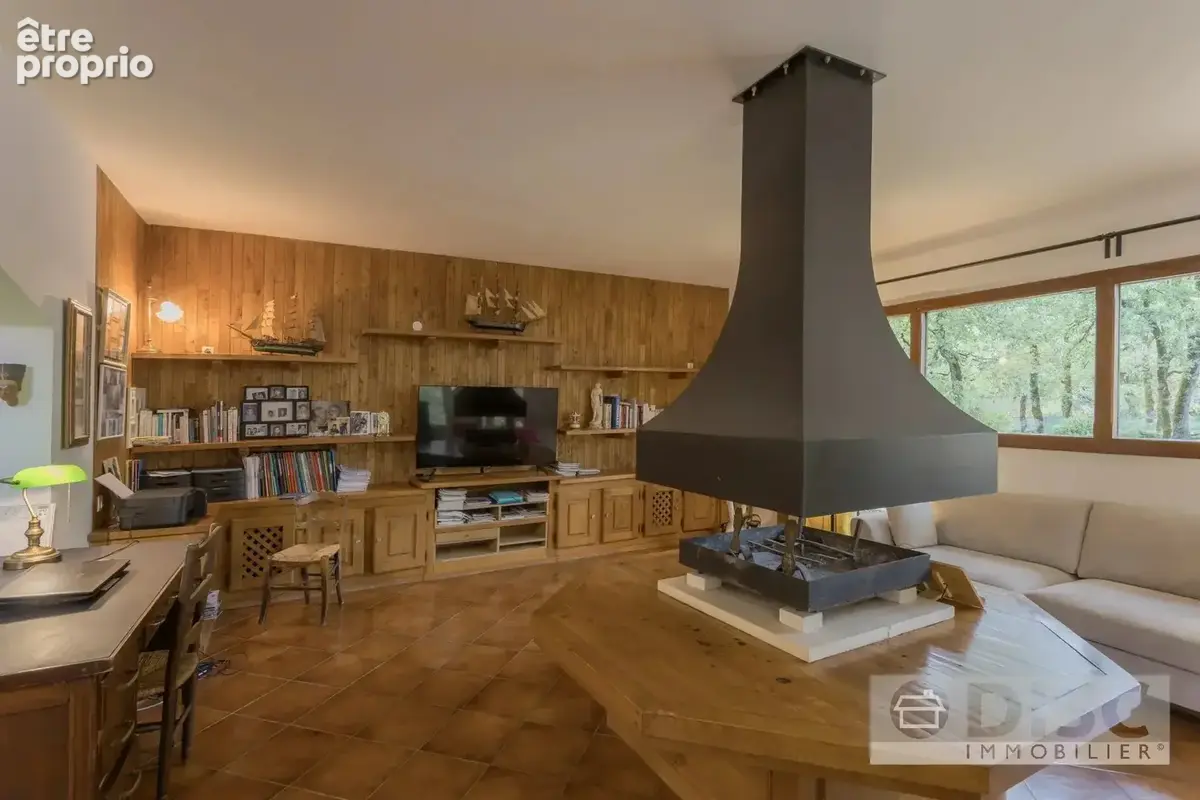 Belle maison spacieuse avec piscine à proximité de Septfonds. - photo 4