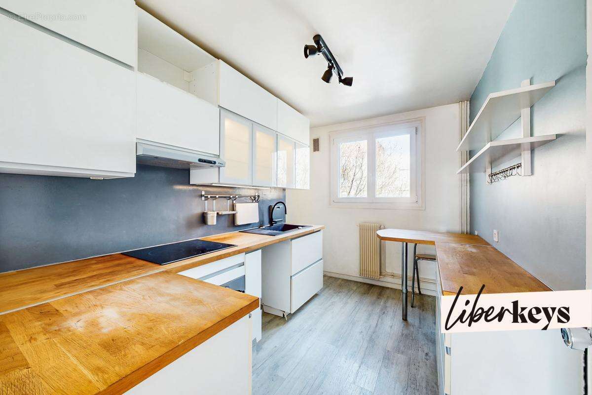 Appartement à IVRY-SUR-SEINE