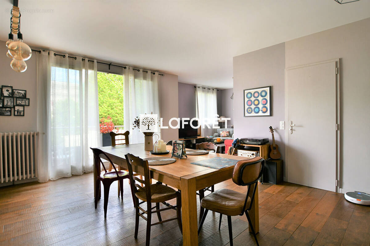 Appartement à VAUCRESSON