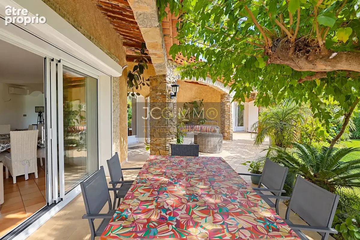 CARQUEIRANNE (BEAU VÉZÉ) - Maison T6 171 m2 - Terrain 5 202 m2 - Double Garage 43 m2 - Pool House - Piscine - - photo 13