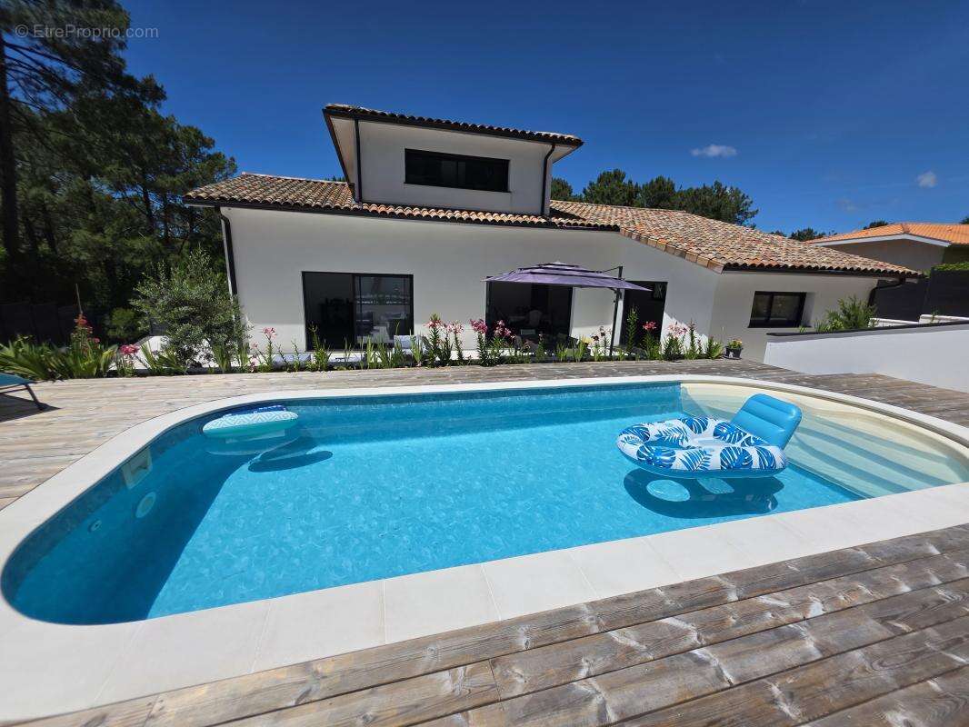 Maison 202 m² à Biscarrosse  - photo 2