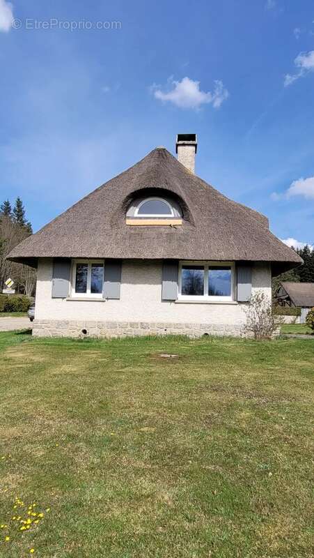 Maison à LE CHAMBON-SUR-LIGNON