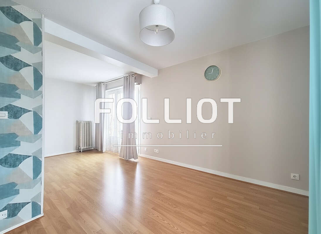 Appartement à HEROUVILLE-SAINT-CLAIR