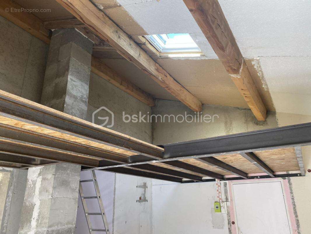 SAINT-CHRISTOL ((84) - Créez votre grand T3 sur mesure ! Plateau sous forme d'appartement de 68 m² env avec mezzanine situé au 2 - photo 14