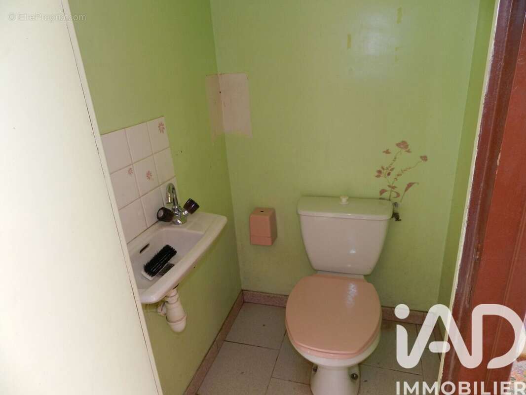 Maison 135 m² à Lassay-Les-Chateaux  - photo 7