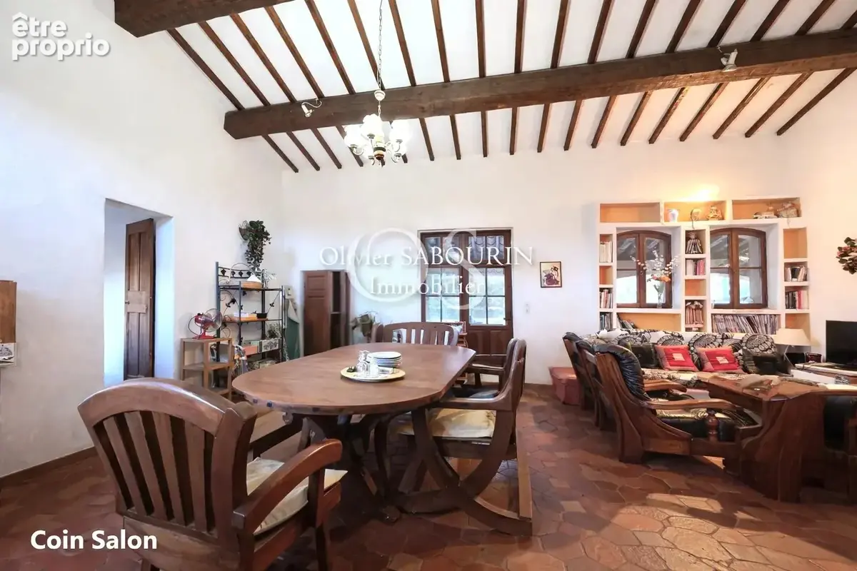Bastide de caractère – 422 m² habitables avec 6 logements indépendants, piscine et terrain de 15 555 m² - photo 7