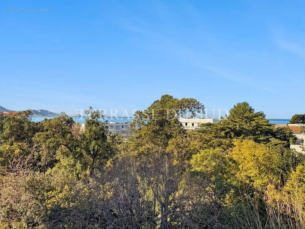 Appartement à MARSEILLE-8E