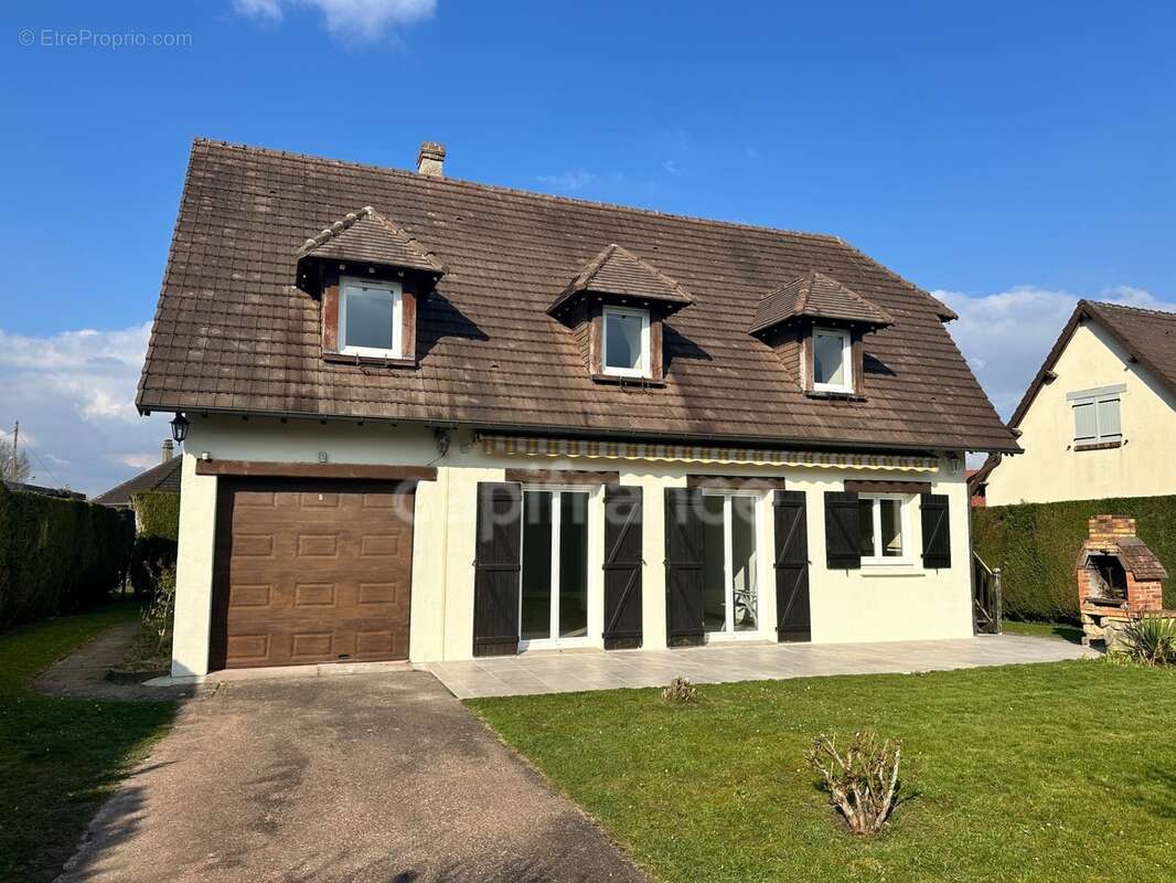 Maison traditionnelle à La Saussaye (27370) – Vallée de l’Oison  112 m² – 4 chambres – Terrain de 614 m² – Quartier calme et rec - photo 17