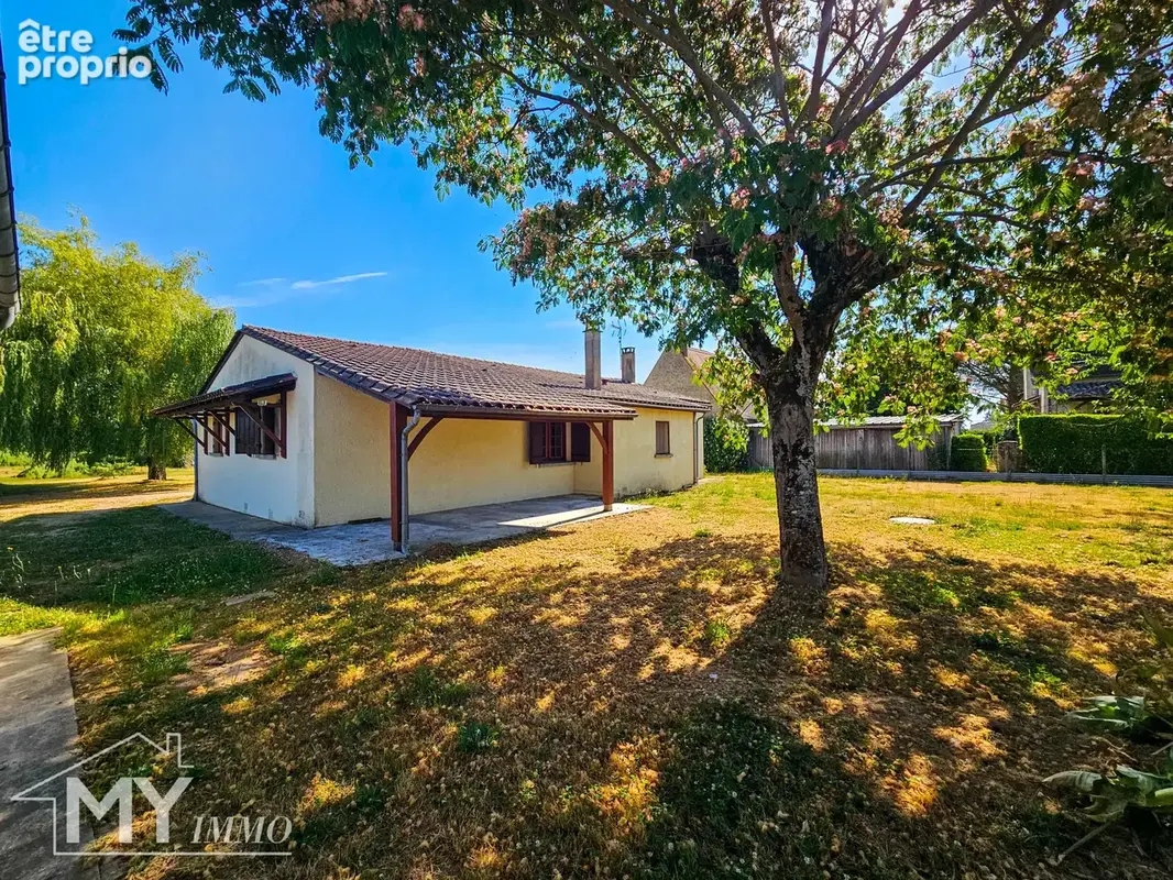 GARDONNE : Maison de plain-pied avec dépendances - photo 15