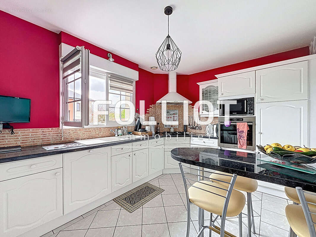 Maison à SAINT-SENIER-SOUS-AVRANCHES