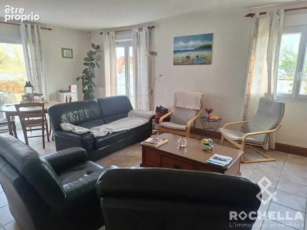 Maison 150 m² à La Jarne  - photo 5