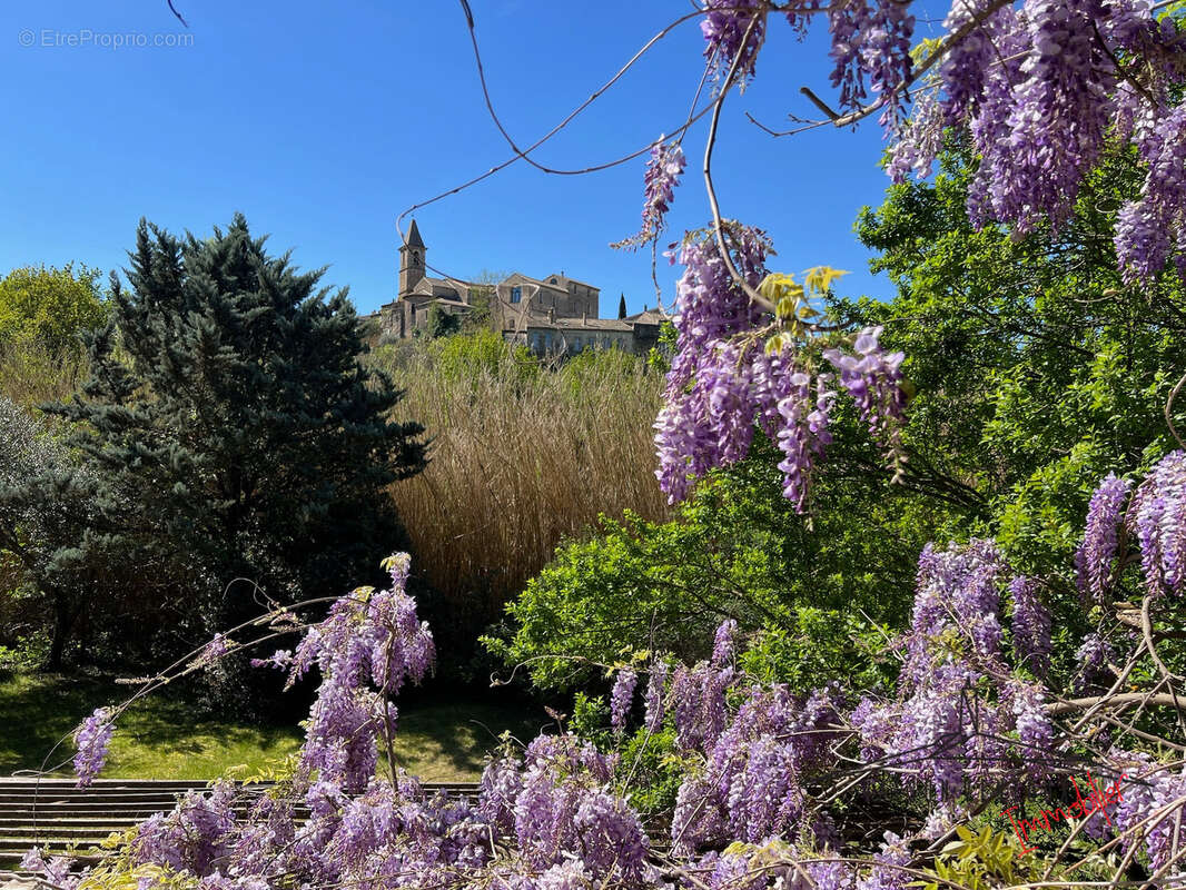 Maison à VAISON-LA-ROMAINE