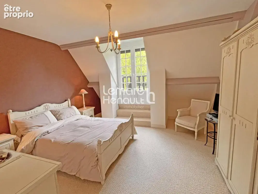 Superbe villa 6 chambres, bord de rivière et piscine - photo 14