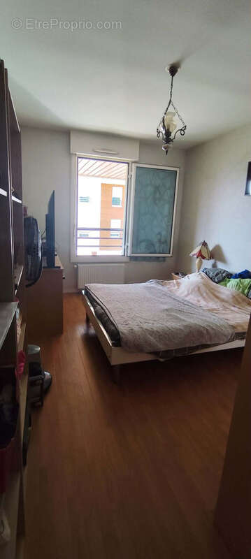 Appartement T4 de 91 m2 avec 3 chambres, Terrasse, Balcon et grand garage de 23.25 m2 - photo 8
