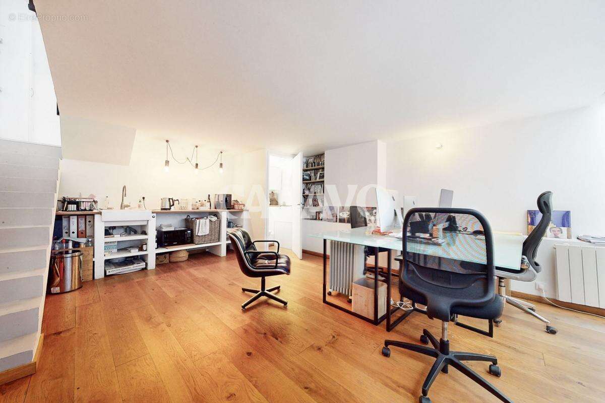 Appartement à PARIS-11E