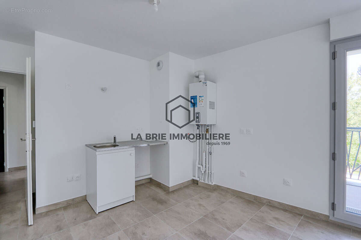 Appartement à CHENNEVIERES-SUR-MARNE