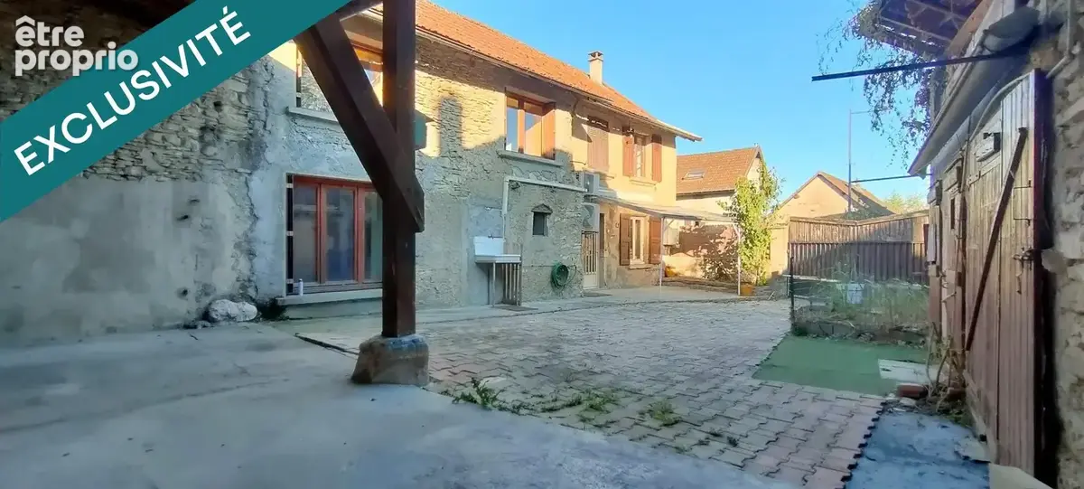 Photo 1 - Maison à BOUVESSE-QUIRIEU