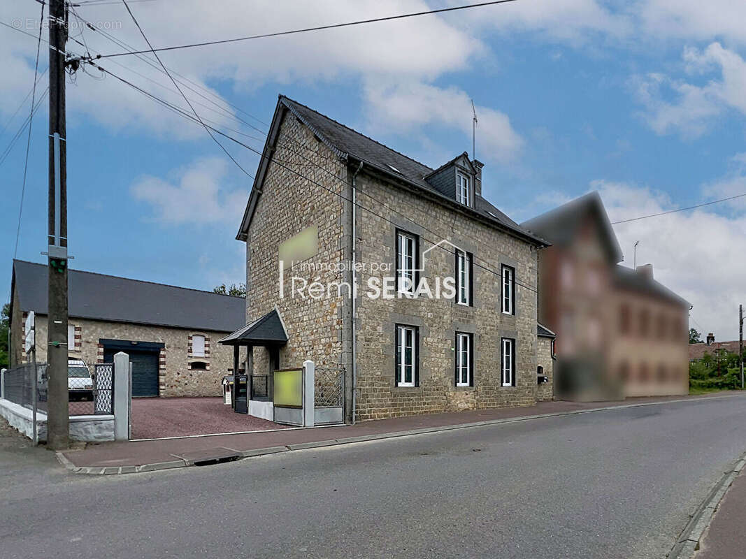 A VENDRE - Maison de caractère avec dépendances - 6 min Bagnoles de l'Orne - photo 17