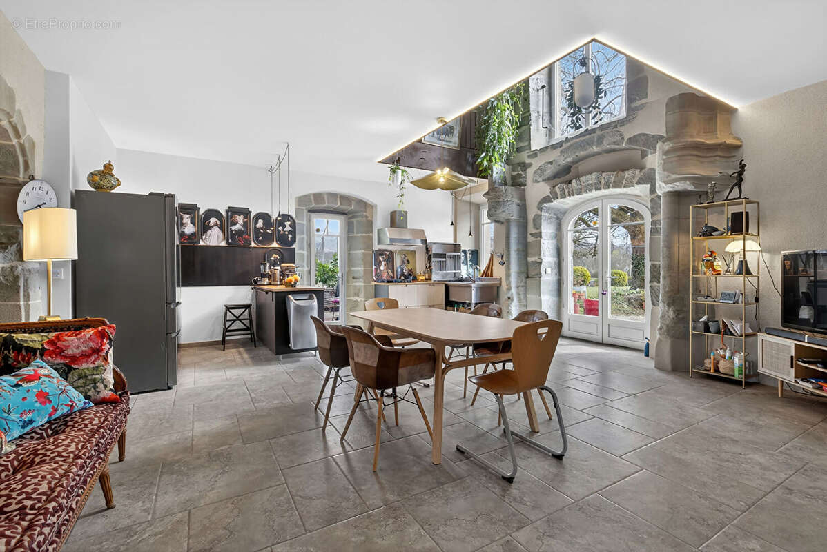 Maison à MARIGNY-SAINT-MARCEL