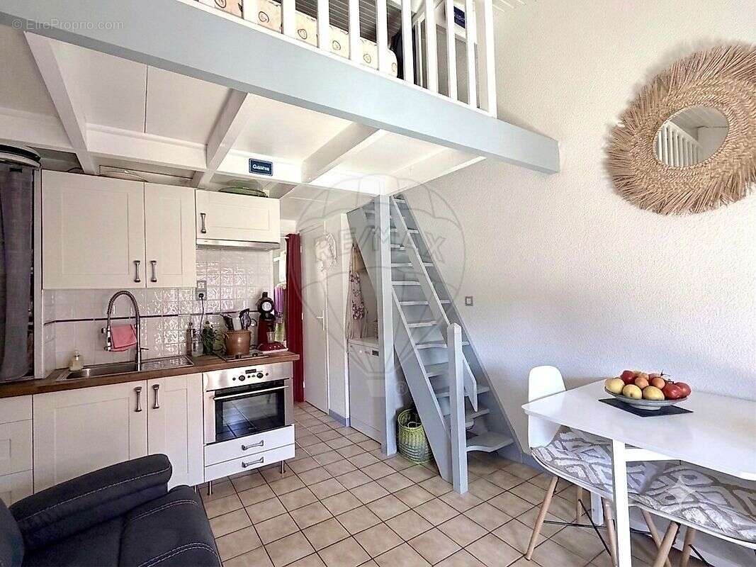 Maison à LES MATHES